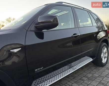 Чорний БМВ Х5, об'ємом двигуна 3 л та пробігом 110 тис. км за 12900 $, фото 43 на Automoto.ua