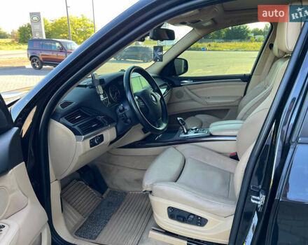 Черный БМВ Х5, объемом двигателя 4.8 л и пробегом 233 тыс. км за 10500 $, фото 2 на Automoto.ua