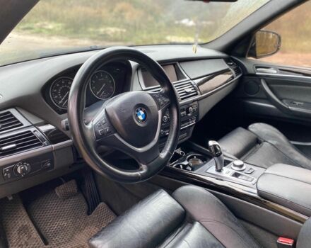 Черный БМВ Х5, объемом двигателя 3 л и пробегом 310 тыс. км за 10900 $, фото 8 на Automoto.ua