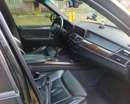 Чорний БМВ Х5, об'ємом двигуна 3 л та пробігом 350 тис. км за 13700 $, фото 3 на Automoto.ua