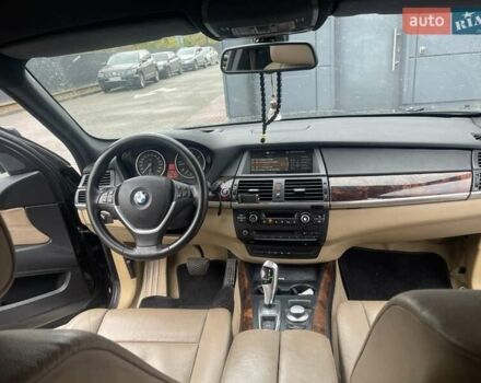 Черный БМВ Х5, объемом двигателя 3 л и пробегом 310 тыс. км за 12850 $, фото 7 на Automoto.ua