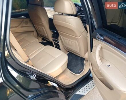 Черный БМВ Х5, объемом двигателя 4.8 л и пробегом 240 тыс. км за 15500 $, фото 12 на Automoto.ua