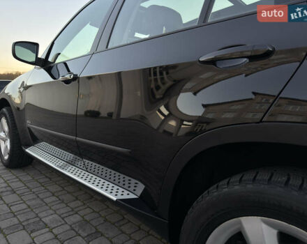 Чорний БМВ Х5, об'ємом двигуна 3 л та пробігом 110 тис. км за 12900 $, фото 35 на Automoto.ua