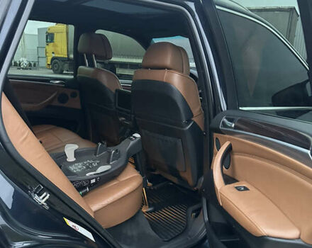 Чорний БМВ Х5, об'ємом двигуна 4.8 л та пробігом 293 тис. км за 12500 $, фото 8 на Automoto.ua