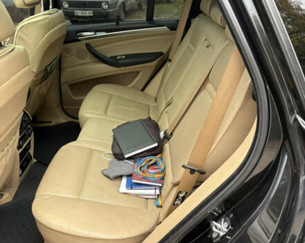 Черный БМВ Х5, объемом двигателя 4.8 л и пробегом 360 тыс. км за 9000 $, фото 6 на Automoto.ua