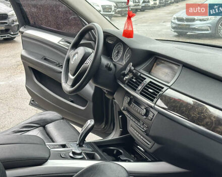 Чорний БМВ Х5, об'ємом двигуна 2.99 л та пробігом 490 тис. км за 15500 $, фото 24 на Automoto.ua