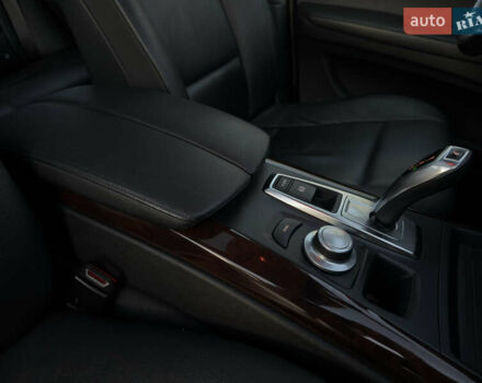 Чорний БМВ Х5, об'ємом двигуна 3 л та пробігом 110 тис. км за 12900 $, фото 106 на Automoto.ua