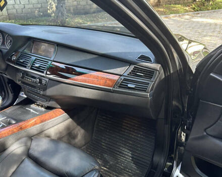 БМВ Х5 2008 в Черновцах на Automoto.ua Черный БМВ Х5, объемом двигателя 3 л и пробегом 276 тыс. км за 12200 $, фото 34 на Automoto.ua