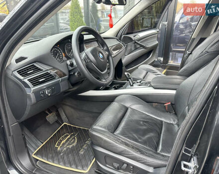 Чорний БМВ Х5, об'ємом двигуна 2.99 л та пробігом 490 тис. км за 15500 $, фото 13 на Automoto.ua
