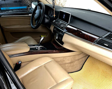 Чорний БМВ Х5, об'ємом двигуна 4.8 л та пробігом 230 тис. км за 14000 $, фото 13 на Automoto.ua