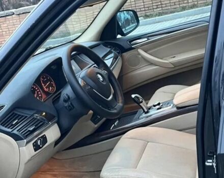 Черный БМВ Х5, объемом двигателя 3 л и пробегом 188 тыс. км за 6300 $, фото 4 на Automoto.ua