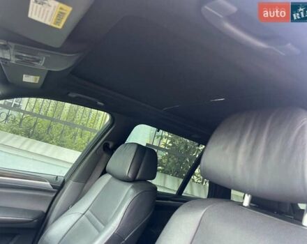 Черный БМВ Х5, объемом двигателя 4.8 л и пробегом 159 тыс. км за 11000 $, фото 8 на Automoto.ua