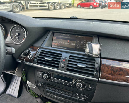 Черный БМВ Х5, объемом двигателя 3 л и пробегом 270 тыс. км за 14000 $, фото 14 на Automoto.ua