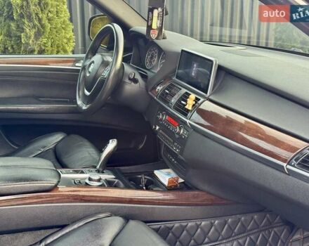 Чорний БМВ Х5, об'ємом двигуна 4.8 л та пробігом 307 тис. км за 12999 $, фото 52 на Automoto.ua