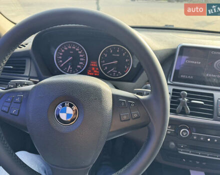 Черный БМВ Х5, объемом двигателя 3 л и пробегом 216 тыс. км за 12000 $, фото 3 на Automoto.ua