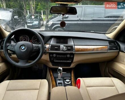 Черный БМВ Х5, объемом двигателя 3 л и пробегом 345 тыс. км за 9600 $, фото 2 на Automoto.ua