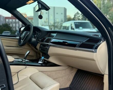 Черный БМВ Х5, объемом двигателя 3 л и пробегом 286 тыс. км за 15599 $, фото 17 на Automoto.ua