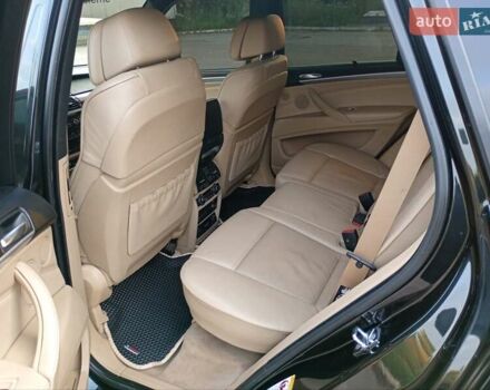 Черный БМВ Х5, объемом двигателя 4.8 л и пробегом 240 тыс. км за 15500 $, фото 10 на Automoto.ua