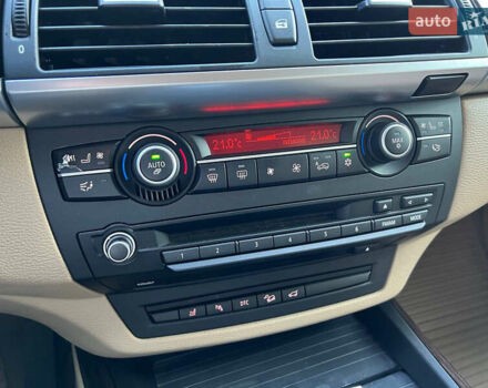 Черный БМВ Х5, объемом двигателя 4.8 л и пробегом 233 тыс. км за 10500 $, фото 9 на Automoto.ua