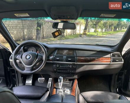 БМВ Х5 2008 в Черновцах на Automoto.ua Черный БМВ Х5, объемом двигателя 3 л и пробегом 276 тыс. км за 12200 $, фото 39 на Automoto.ua
