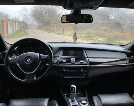 Черный БМВ Х5, объемом двигателя 3 л и пробегом 310 тыс. км за 10900 $, фото 9 на Automoto.ua