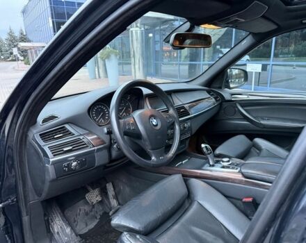 Черный БМВ Х5, объемом двигателя 3 л и пробегом 500 тыс. км за 3299 $, фото 6 на Automoto.ua