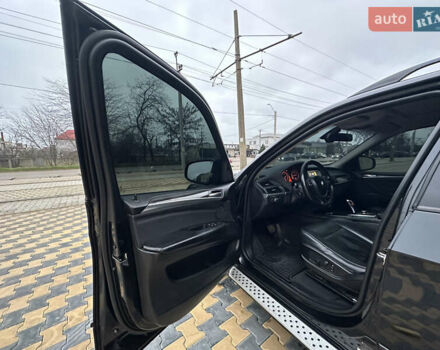Черный БМВ Х5, объемом двигателя 3 л и пробегом 300 тыс. км за 16500 $, фото 28 на Automoto.ua