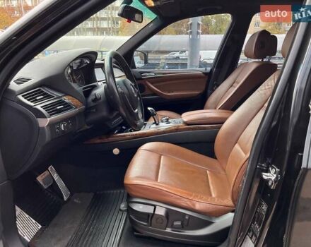 БМВ Х5 2009 в Киеве на Automoto.ua Черный БМВ Х5, объемом двигателя 3 л и пробегом 221 тыс. км за 13700 $, фото 7 на Automoto.ua