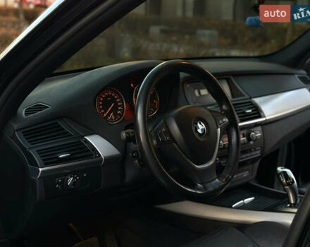 Черный БМВ Х5, объемом двигателя 3 л и пробегом 258 тыс. км за 15999 $, фото 39 на Automoto.ua