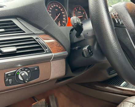 Черный БМВ Х5, объемом двигателя 3 л и пробегом 425 тыс. км за 14700 $, фото 8 на Automoto.ua