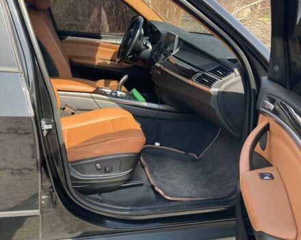 Чорний БМВ Х5, об'ємом двигуна 3 л та пробігом 284 тис. км за 13300 $, фото 7 на Automoto.ua