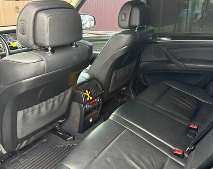 Черный БМВ Х5, объемом двигателя 3 л и пробегом 280 тыс. км за 13500 $, фото 6 на Automoto.ua