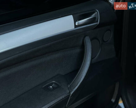 Черный БМВ Х5, объемом двигателя 3 л и пробегом 258 тыс. км за 15999 $, фото 47 на Automoto.ua