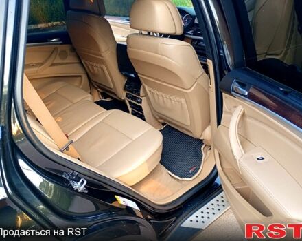 Черный БМВ Х5, объемом двигателя 4.8 л и пробегом 240 тыс. км за 15550 $, фото 8 на Automoto.ua