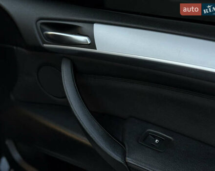 Черный БМВ Х5, объемом двигателя 3 л и пробегом 258 тыс. км за 15999 $, фото 49 на Automoto.ua