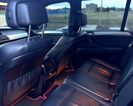 Черный БМВ Х5, объемом двигателя 3 л и пробегом 280 тыс. км за 15800 $, фото 5 на Automoto.ua