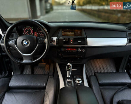 Черный БМВ Х5, объемом двигателя 3 л и пробегом 258 тыс. км за 15999 $, фото 62 на Automoto.ua