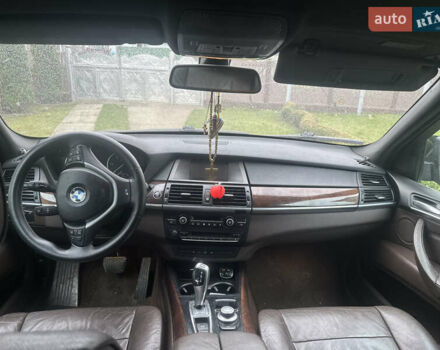 Чорний БМВ Х5, об'ємом двигуна 2.99 л та пробігом 427 тис. км за 15000 $, фото 3 на Automoto.ua