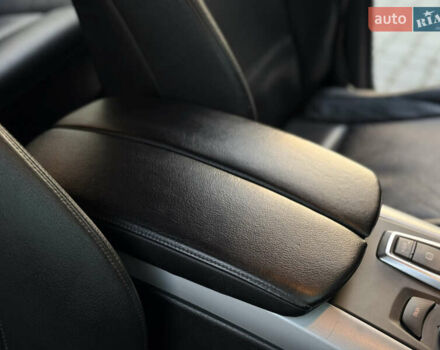 Черный БМВ Х5, объемом двигателя 3 л и пробегом 258 тыс. км за 15999 $, фото 58 на Automoto.ua