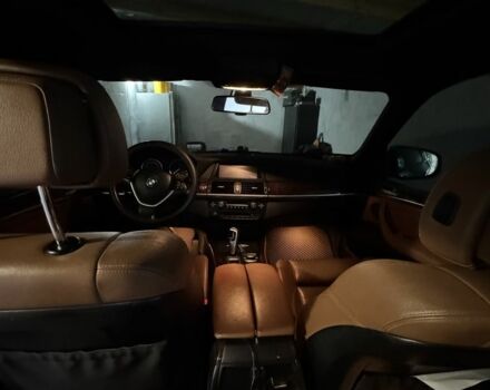 Чорний БМВ Х5, об'ємом двигуна 3 л та пробігом 280 тис. км за 14000 $, фото 5 на Automoto.ua