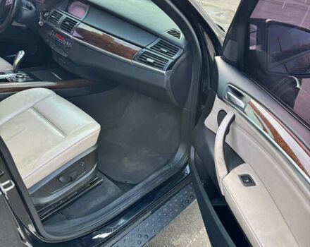 Черный БМВ Х5, объемом двигателя 3 л и пробегом 198 тыс. км за 14000 $, фото 10 на Automoto.ua