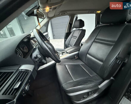 Черный БМВ Х5, объемом двигателя 2.99 л и пробегом 233 тыс. км за 15650 $, фото 12 на Automoto.ua