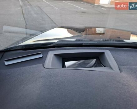 Чорний БМВ Х5, об'ємом двигуна 3 л та пробігом 260 тис. км за 16999 $, фото 13 на Automoto.ua