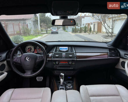 Черный БМВ Х5, объемом двигателя 3 л и пробегом 198 тыс. км за 14500 $, фото 26 на Automoto.ua