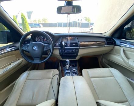 Черный БМВ Х5, объемом двигателя 3 л и пробегом 210 тыс. км за 11900 $, фото 4 на Automoto.ua