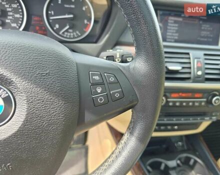 Чорний БМВ Х5, об'ємом двигуна 3 л та пробігом 106 тис. км за 3000 $, фото 23 на Automoto.ua