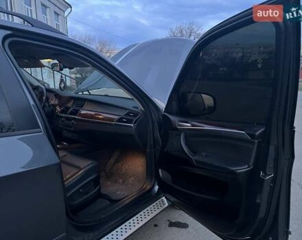 Черный БМВ Х5, объемом двигателя 3 л и пробегом 360 тыс. км за 17000 $, фото 9 на Automoto.ua