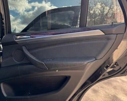 Черный БМВ Х5, объемом двигателя 2.98 л и пробегом 210 тыс. км за 12500 $, фото 5 на Automoto.ua