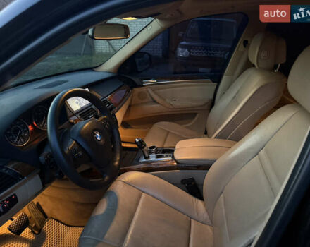 Черный БМВ Х5, объемом двигателя 2.99 л и пробегом 233 тыс. км за 17700 $, фото 8 на Automoto.ua