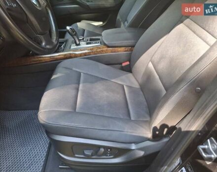 Чорний БМВ Х5, об'ємом двигуна 3 л та пробігом 166 тис. км за 13900 $, фото 7 на Automoto.ua
